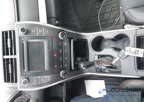 2015 Toyota Camry Se z USA, uszkodzony, nr VIN 4T1BF1FK2FU986702